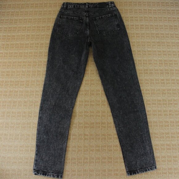 Aeropostale Black Distressed Mom Jeans, Very Good Condition - Picture 3 of 8